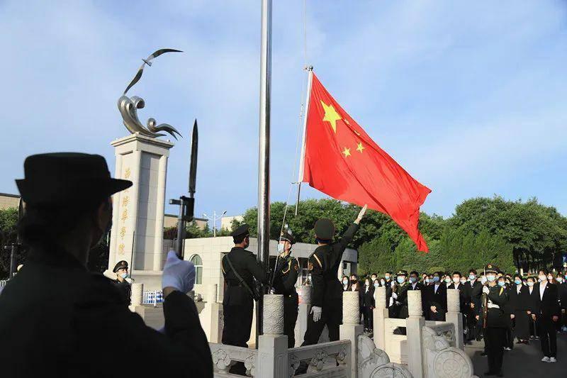 裤子上滴了502怎么办？游戏画面
